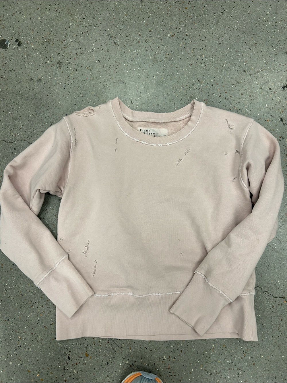 Frank & Eileen Crew Neck Fitted Boy Sweatshirt  distressed
